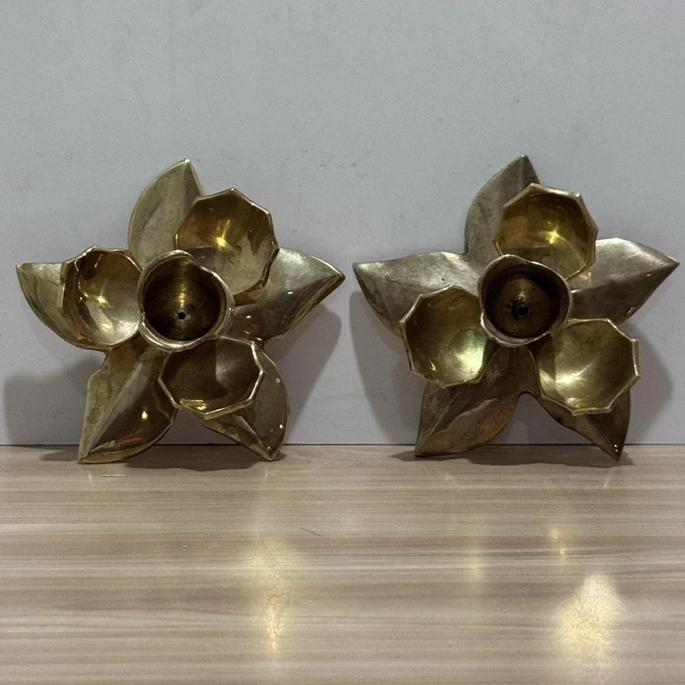Pair Of Vintage Solid Brass Flower Lotus Water Lily Taper Candlestick Holders